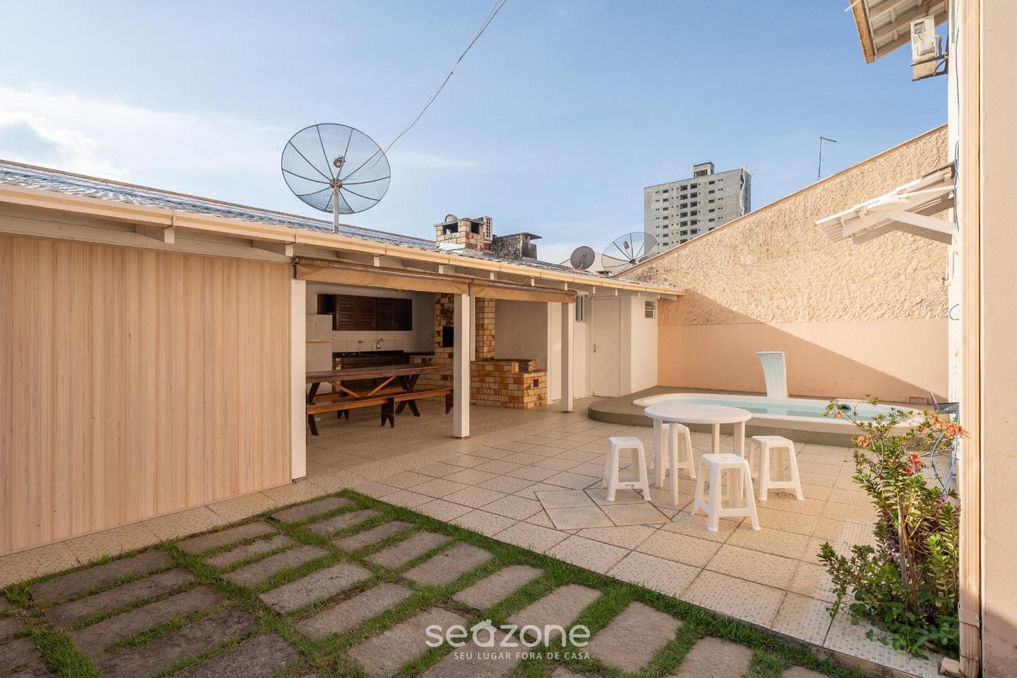Bela Casa Com Piscina No Centro De Penha/Sc Bsl190别墅 外观 照片